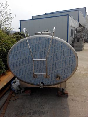 Охладитель молока нержавеющей стали коррозионной устойчивости 8000L с материалом качества еды